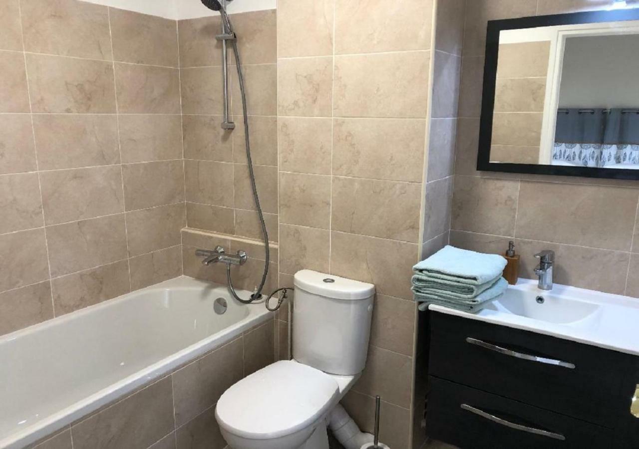 Residence Rives De Loire Parking Gratuit بلْوا المظهر الخارجي الصورة